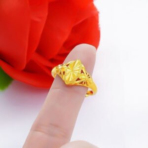 Gold Hollow Floral Sunburst Ring – Filigree Carved Band