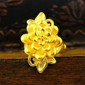 Gold Blooming Peony Statement Ring – 3D Layered Floral with Leaf Accents